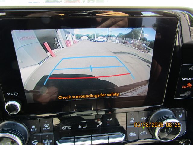 used 2023 Toyota Highlander car, priced at $35,499