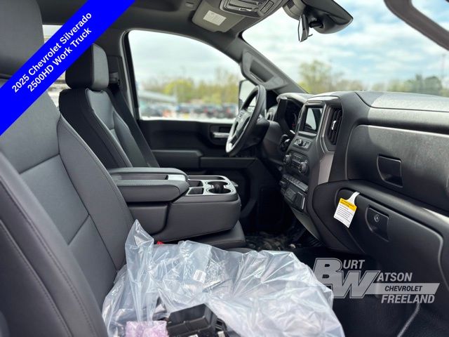 2025 Chevrolet Silverado 2500HD Work Truck photo