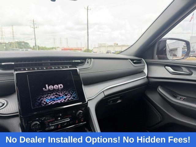 2023 Jeep Grand Cherokee Altitude Black at DeMontrond Gulf Freeway