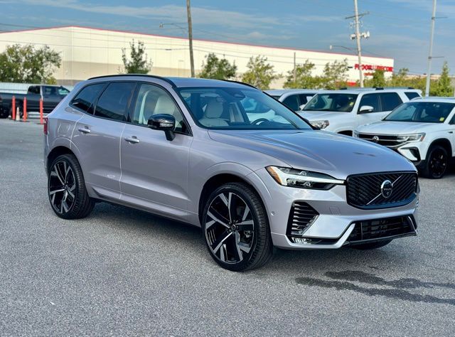 2026 Volvo XC60 B5 Ultra