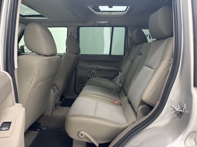 used 2009 Jeep Commander car, priced at $6,995