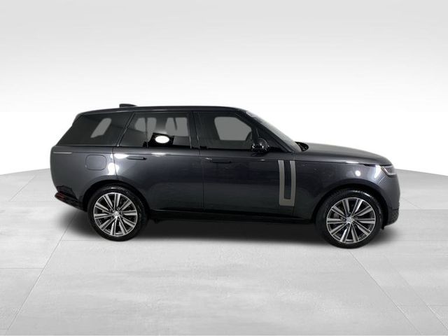 2023 Land Rover Range Rover SE 5