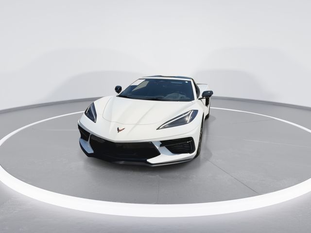 Used 2024 White Chevrolet Stingray image 3