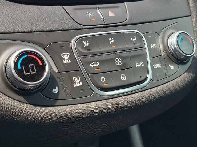 Used 2025 Gray Chevrolet LT image 29