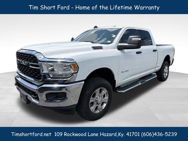Bright White Clearcoat 2024 RAM 2500 Pickup Truck Four-Wheel Drive 8-Speed Automatic