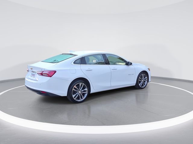 Used 2024 White Chevrolet LT image 8