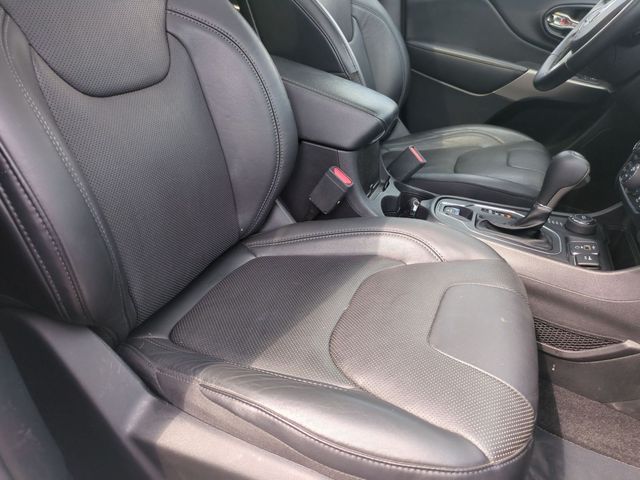 used 2020 Jeep Cherokee car, priced at $20,123