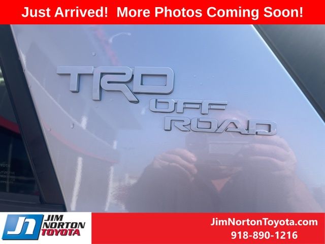 2024 Toyota 4Runner TRD Off-Road 8