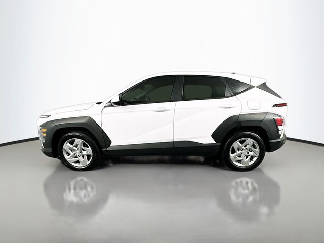 2024 Hyundai Kona SE 8