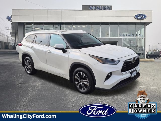 2021 Toyota Highlander XLE
