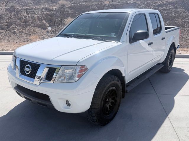 Glacier White 2019 Nissan Frontier SV V6 Crew Cab 4WD Pickup Truck Four-Wheel Drive 5-Speed Automatic Overdrive
