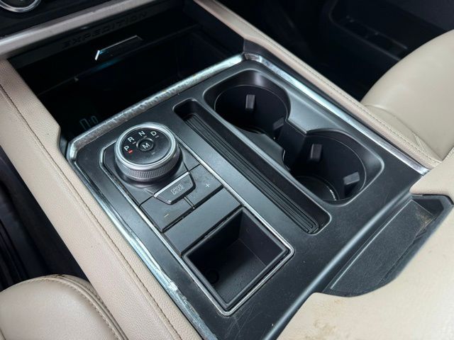 used 2022 Ford Expedition Max car, priced at $37,318