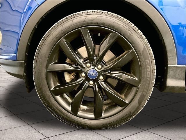 2019 Ford Escape SE Blue at Rochrich Mazda