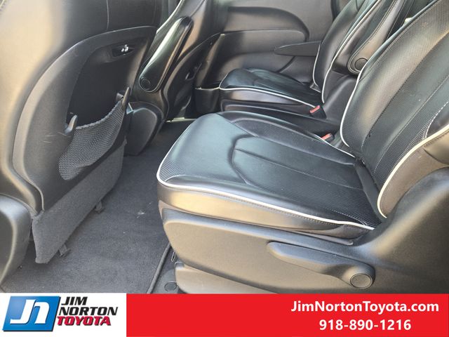 Used 2021 Chrysler Pacifica Hybrid Van