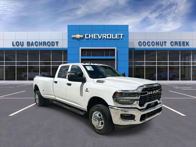 2026 RAM 3500 Tradesman Crew Cab LB DRW 4WD