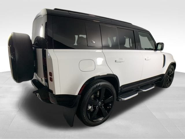 2023 Land Rover Defender 110 X-Dynamic SE 6