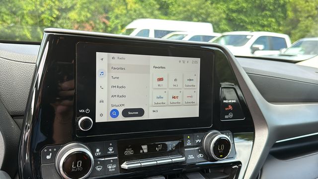 Used 2024 Toyota Highlander SUV