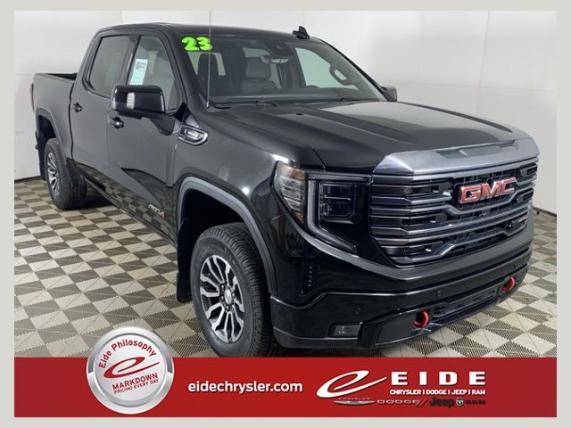 2023 GMC Sierra 1500 AT4 Crew Cab 4WD