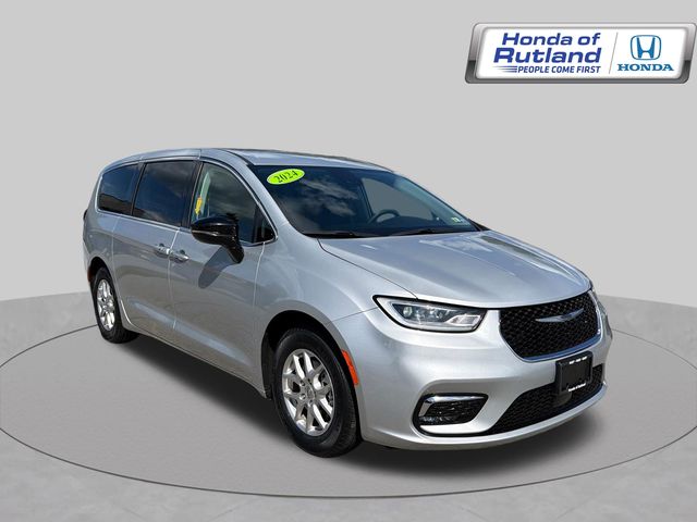 Silver Mist Clearcoat 2024 Chrysler Pacifica Minivan Front-Wheel Drive 9-Speed Automatic