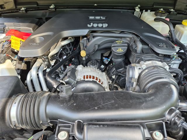 Used 2021 Black Jeep Mojave image 25