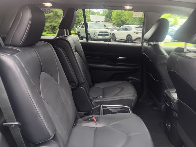 Used 2024 Toyota Grand Highlander Hybrid SUV