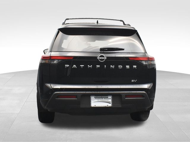 2024 Nissan Pathfinder SV 9