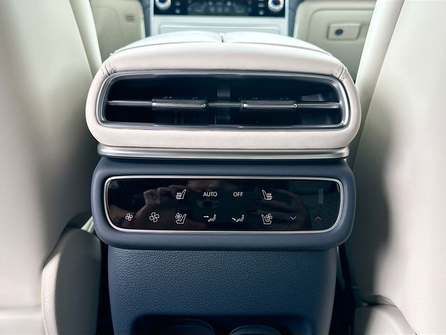 2025 Genesis GV80 3.5T 18