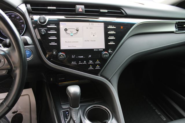 Used 2019 White Toyota SE image 14