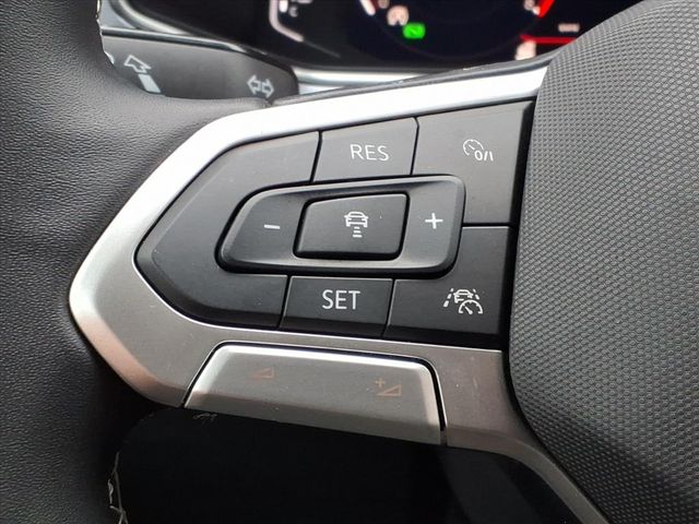 2025 Volkswagen Taos