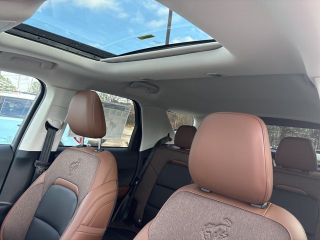 New 2025 Green Ford Outer Banks image 33