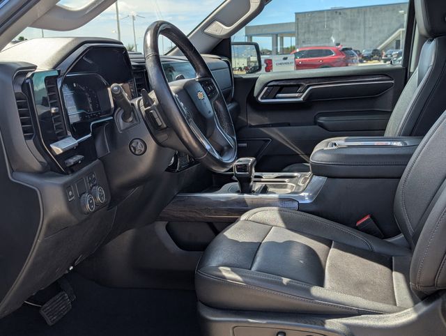 Used 2022 Blue Chevrolet LTZ image 13