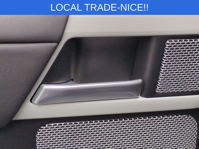 Used 2024  Land Rover S image 30