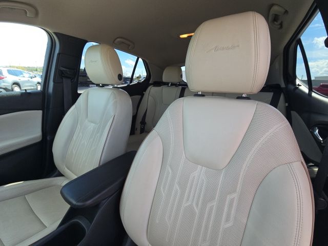 2024 Buick Encore GX Avenir:C02570