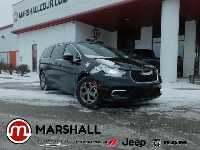 2024 Chrysler Pacifica Limited FWD