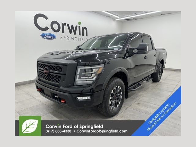 2023 Nissan Titan PRO-4X Crew Cab 4WD