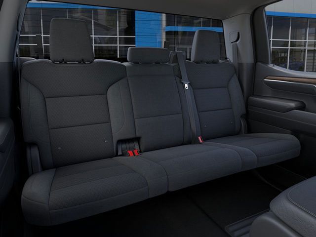 2025 Chevrolet Silverado 1500 LT photo