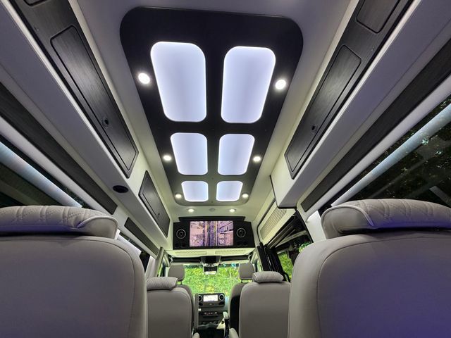 2025 Mercedes-Benz Sprinter 3500