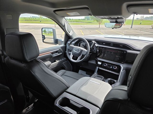 2026 GMC Sierra 3500HD Denali