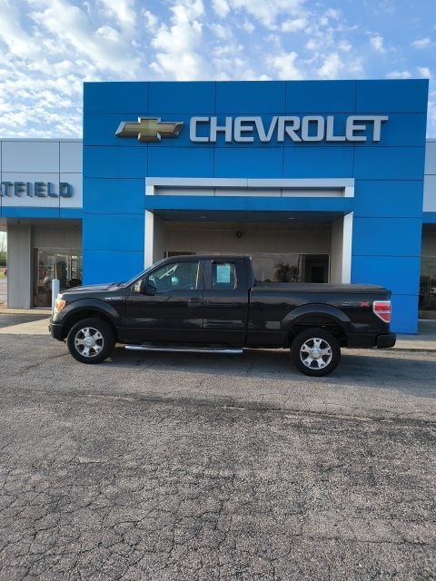 Black 2010 Ford F-150 STX SuperCab Pickup Truck 4X2 4-Speed Automatic Overdrive