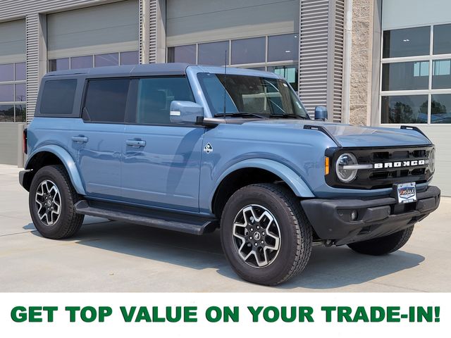 2025 Ford Bronco Outer Banks 4-Door 4WD