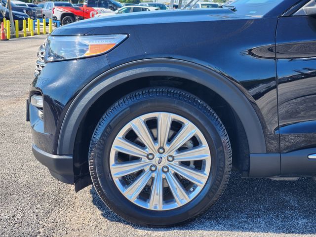 2022 Ford Explorer Limited Black at Autostrade