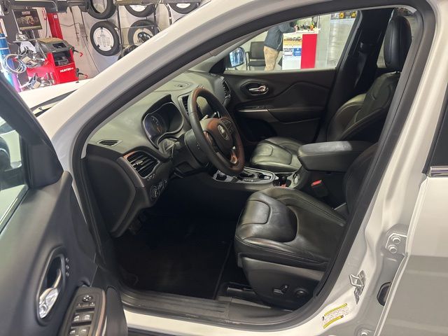 2022 Jeep Cherokee Limited 4WD