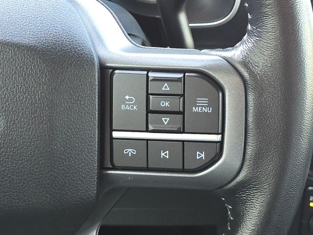 2022 Ford F-150 XLT:B02004