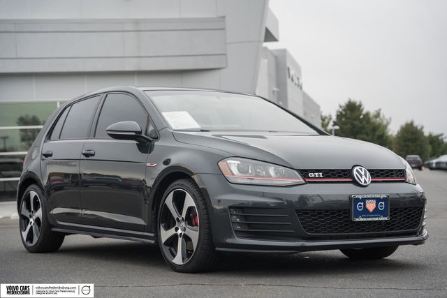 2016 Volkswagen Golf GTI 2.0T S 4-Door FWD