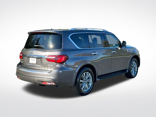 INFINITIQX807