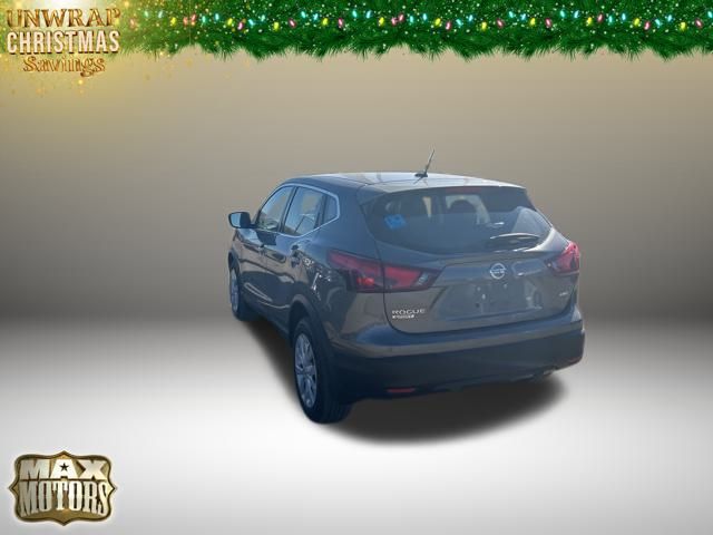 2018 Nissan Rogue Sport S 6