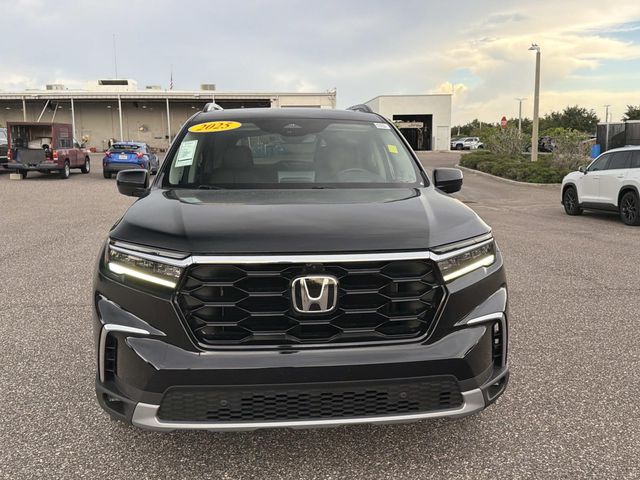 Used 2025 Honda Pilot SUV