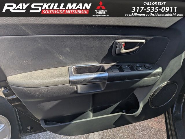 Used 2010 Gray Kia Plus image 7