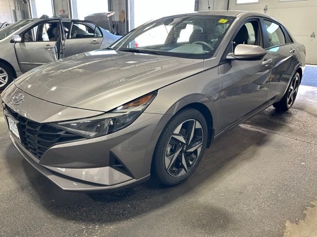 2026 Hyundai Elantra SEL Sport Fluid Metal - Grieco Acura - Image 3