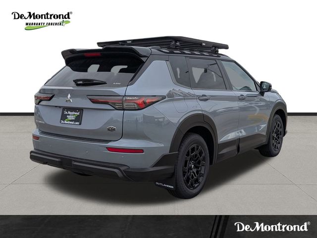 New 2026 Gray Mitsubishi Trail Edition image 5